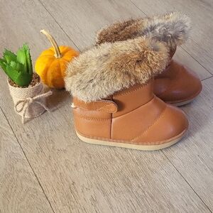 Cozy Tan Kids Boots l Size 26 l Boots l Toddler l New